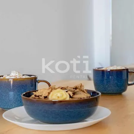 Koti - Stella Views Apartment